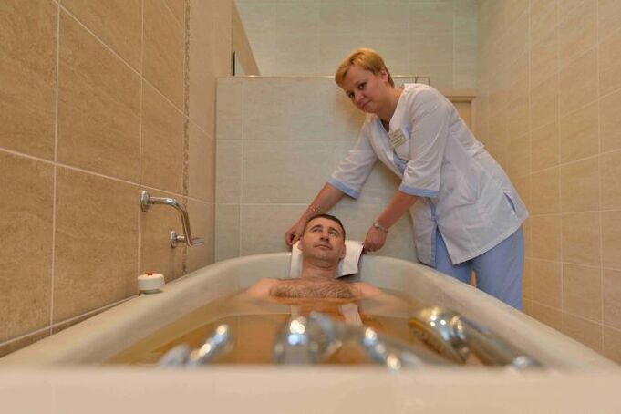 take a coniferous bath from a man, for the treatment of prostatitis