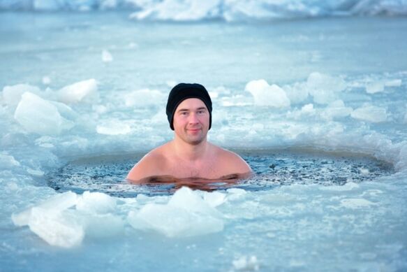 Bathing in the hole as a method of prevention of prostatitis